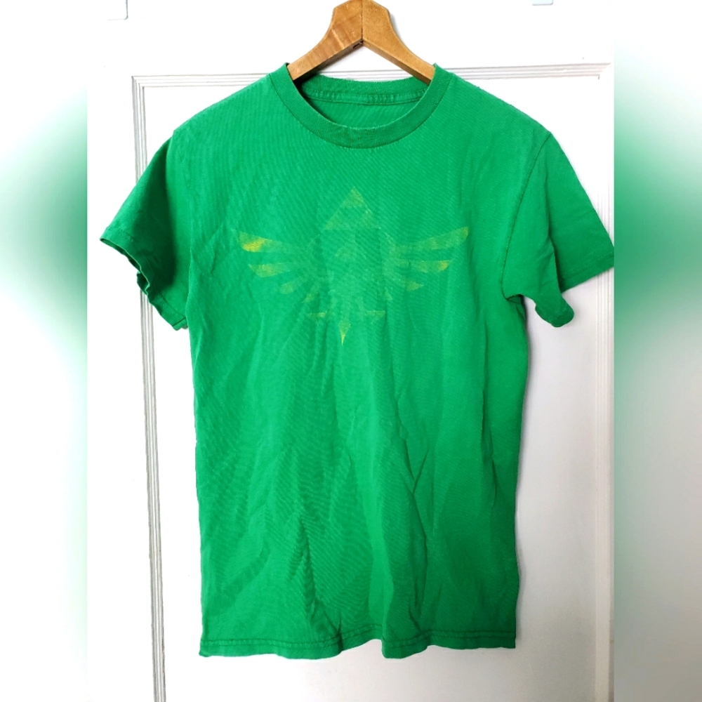 Vintage Legend of Zelda Graphic T-Shirt 💚💛